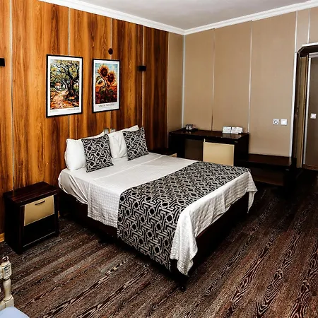 Hotel Family 4*