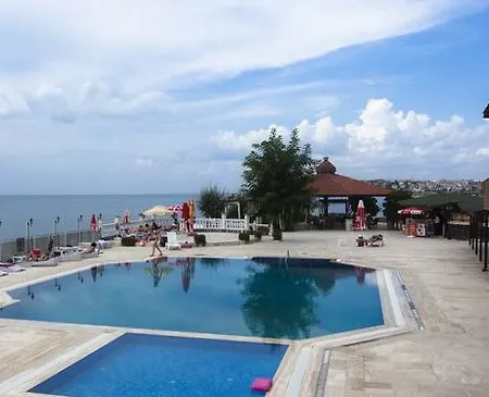 Family Otel 4*